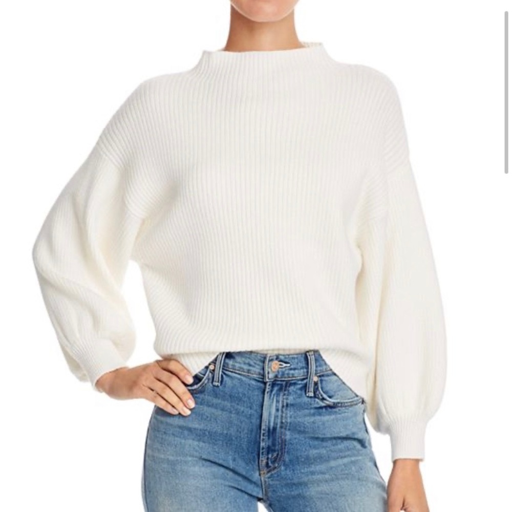 Line and Dot sweater